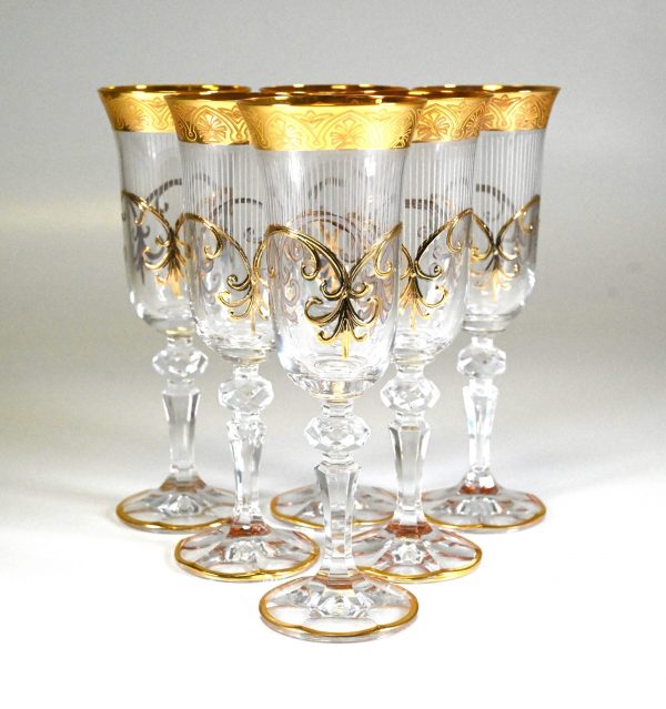 Weingläser mit streifen, Gold